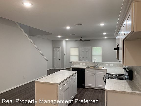 2nd image of 9030 Everglade Dr #B