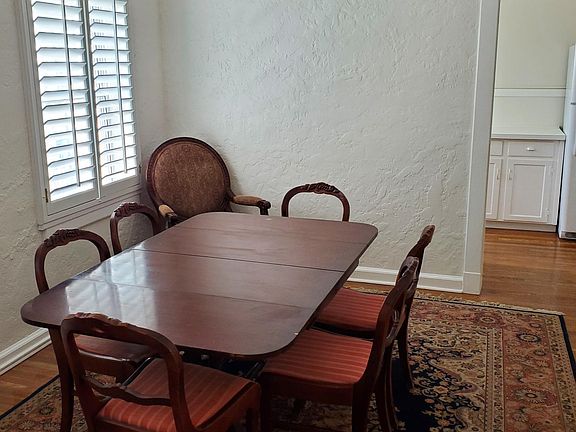 4th image of 411 Blacker Ave APT 3