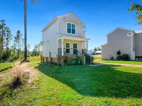 208 Lake Mc Kissack Ln, Carrabelle, FL 32322