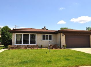 8415 McVicker Ave, Morton Grove, IL 60053