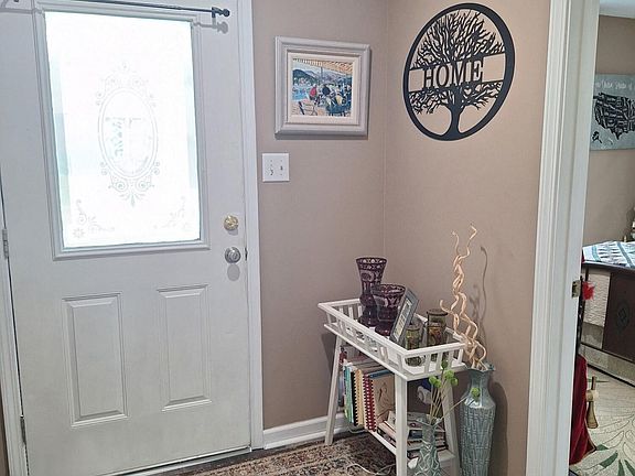 3rd image of 8016 Stablegate Way