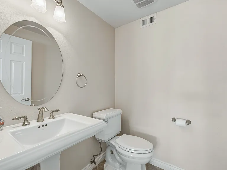 1754 Leaning Pine Dr — Photo 21