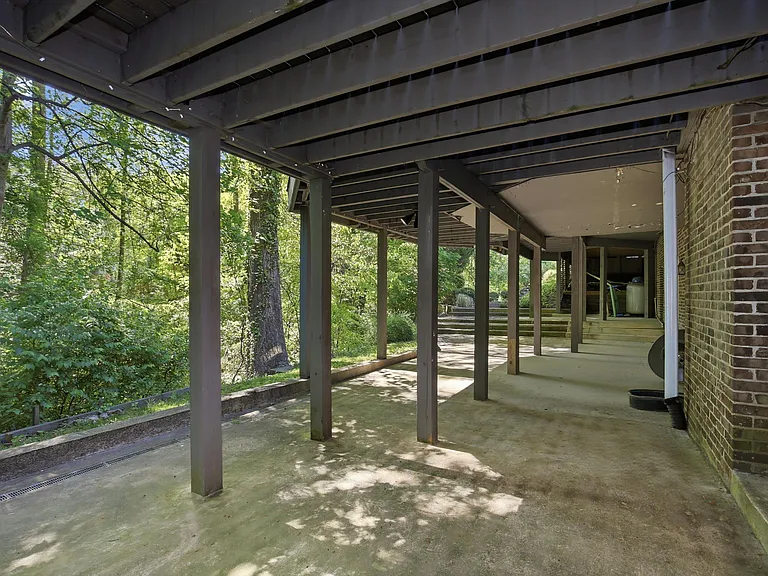 7005 Endicott Ct — Photo 37