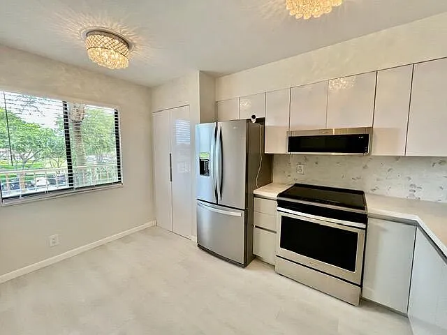 Section 2 Condo 10 — Photo 3