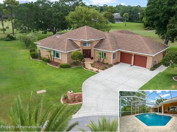 10044 Twelve Oaks Ct, Weeki Wachee, FL 34613