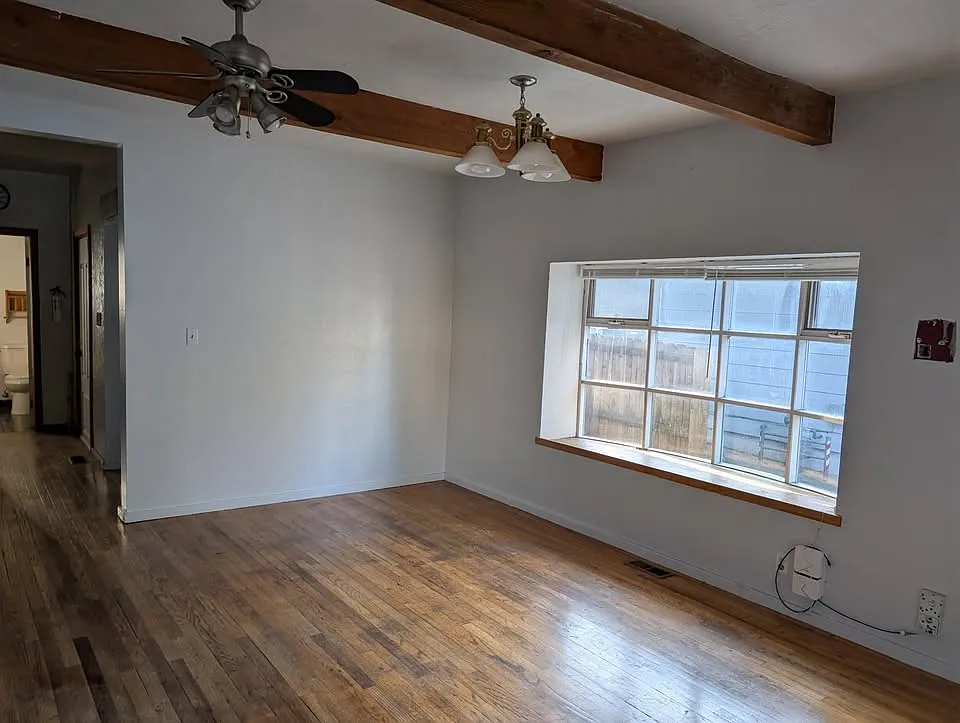 4 bed, 1680 sqft, $850 — Photo 2