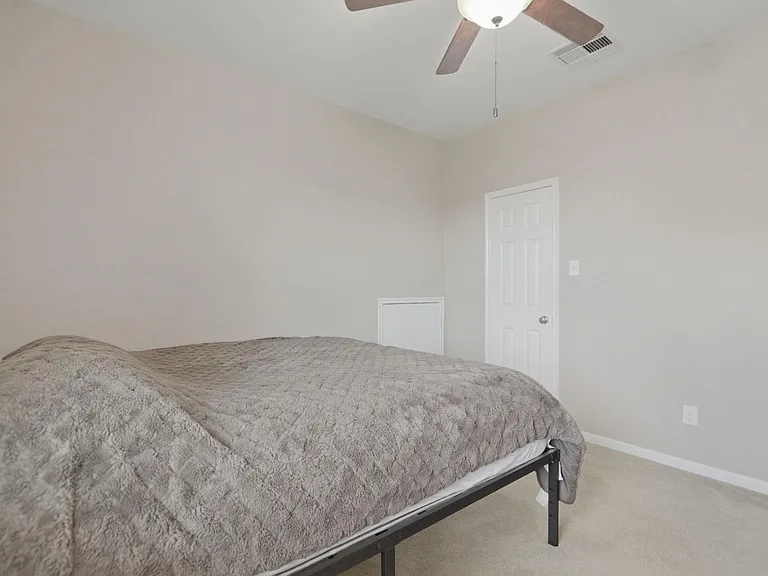 14535 Mountain Cliff Ln — Photo 22