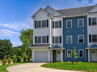 22 Jackson Rd, North Chelmsford, MA 01863