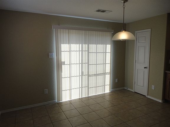 4th image of 5435 Sabine Lane Grand