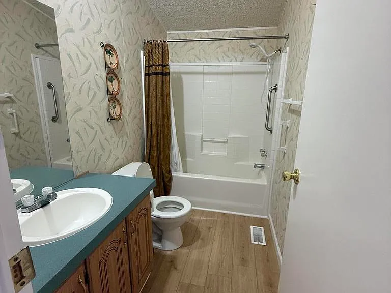 1159 W Foothills Dr — Photo 14