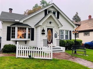 102 Brookridge Dr, Rochester, NY 14616