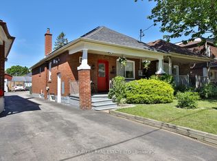 112 4th St, Toronto, ON M8V2Y7