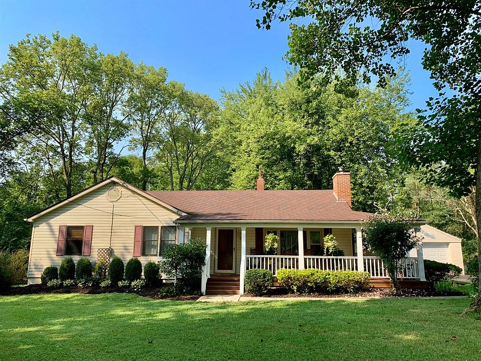 1st image of 6847 Wes Curt Ln