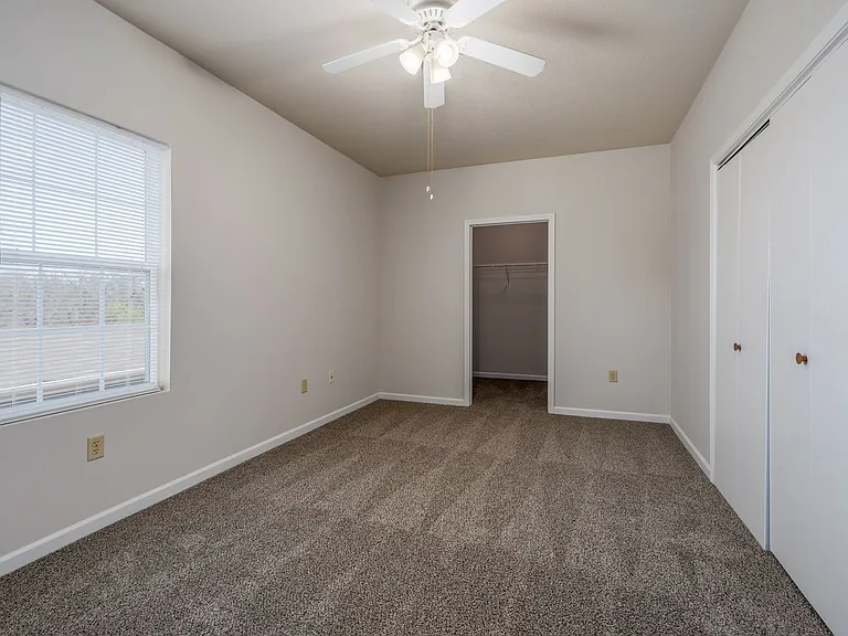 Englewood Vista — Photo 13
