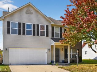 3220 Lakestream Dr, Columbus, IN 47201