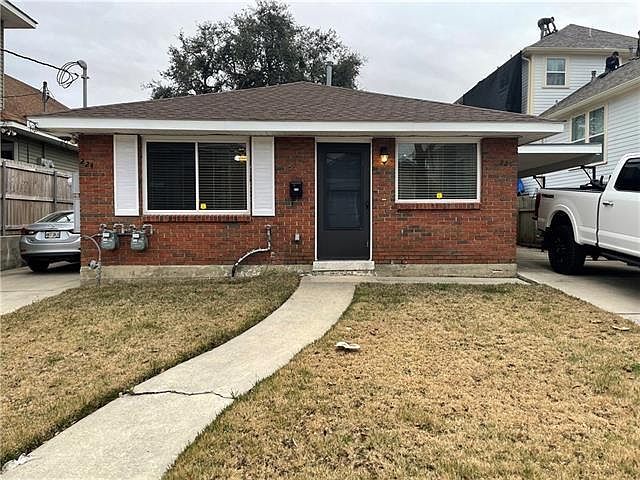 1st image of 224 30th St