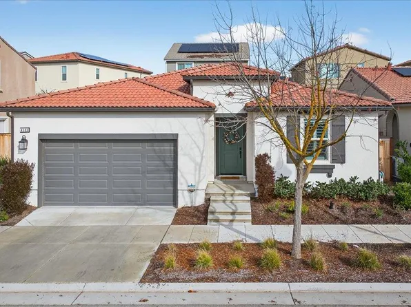 4593 Orchard Hills Rd, Madera, CA 93636