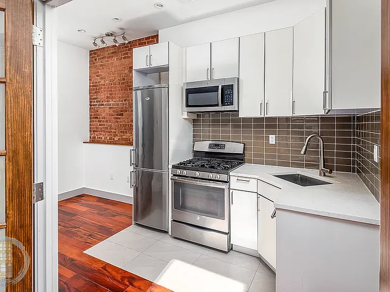 100 Edgecombe Ave #2R — Photo 1