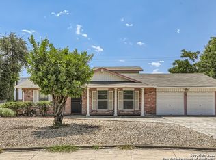6700 Yellow Rose St, Leon Valley, TX 78238