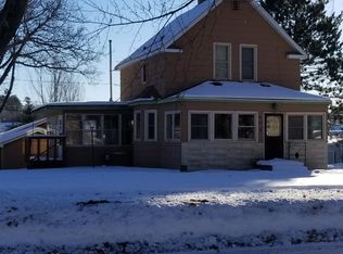 404 Mitchell St, Coleraine, MN 55722