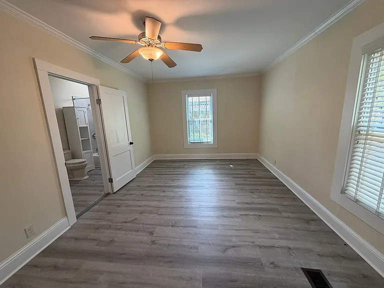 107 Screven St — Photo 8