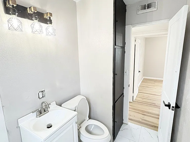1525 Reswick Dr — Photo 15