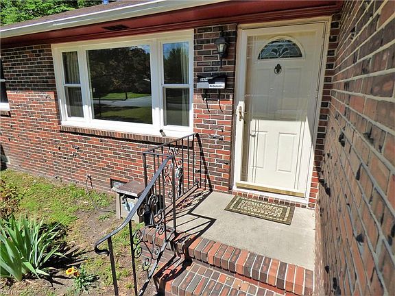 5th image of 2414 Haywood Ave