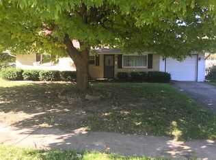 2 Edwards Ct, Beech Grove, IN 46107