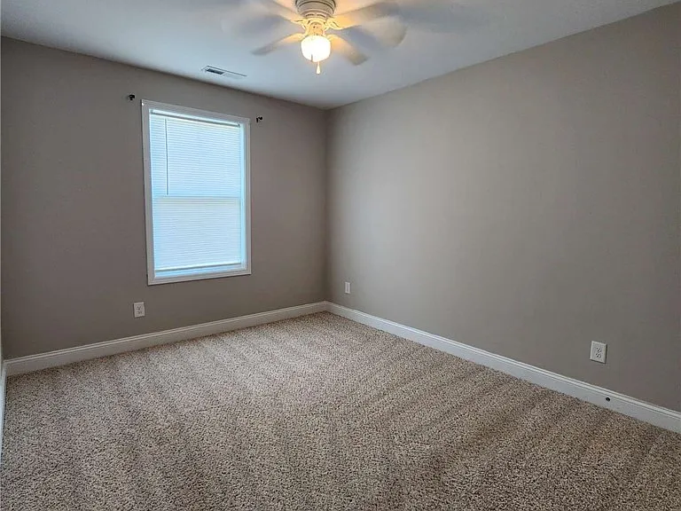 3846 Standardbred Dr — Photo 11