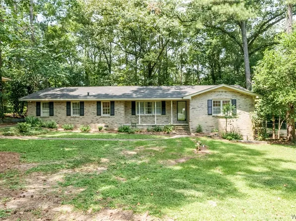 4804 Dove Creek Ave, Northport, AL 35473