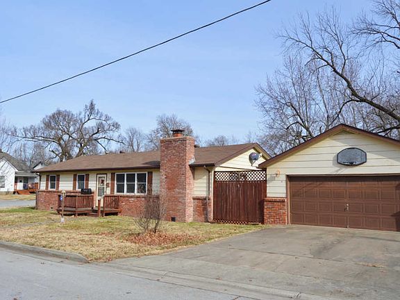 2nd image of 509 N Ash St