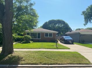 9241 Mango Ave, Morton Grove, IL 60053