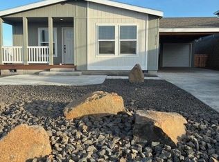 3112 SW River View Dr, Pendleton, OR 97801