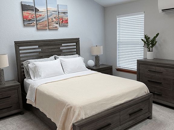 main bedroom, upper level