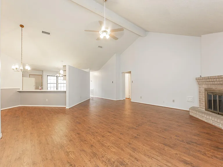 6818 Brockington Dr — Photo 8