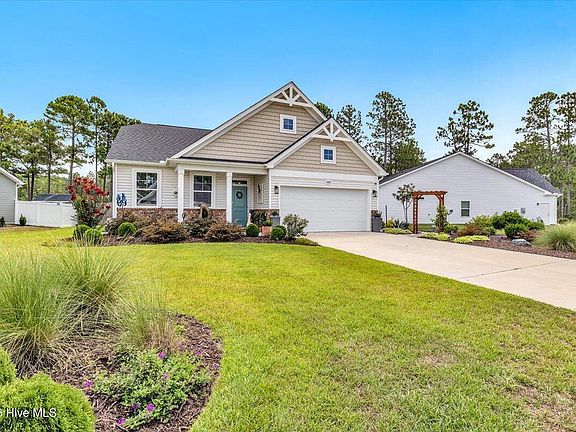 2nd image of 1608 E New Carraway Place SE