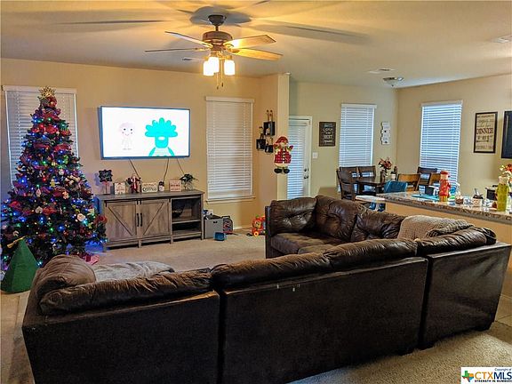 2nd image of 1024 Dumfries Dr