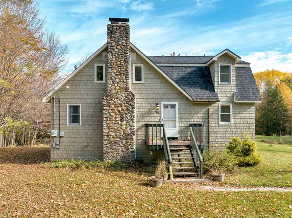 900 Mount Cardigan Road, Alexandria, NH 03222