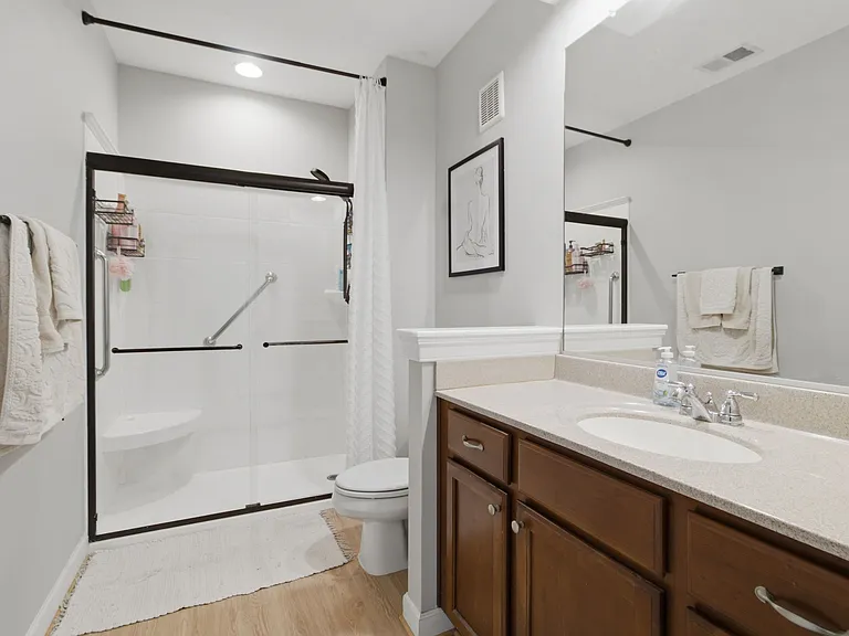 5500 Goose Pond Ln #1A — Photo 33