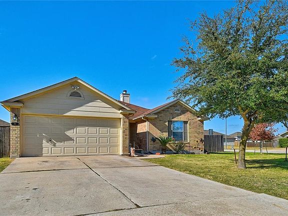 3rd image of 101 Hersee Ct