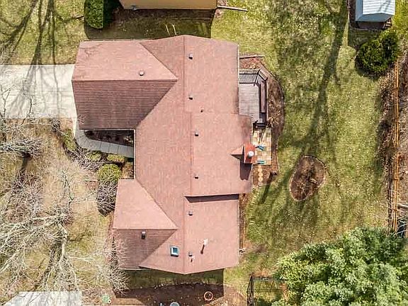 3rd image of 1747 Arnold Ave