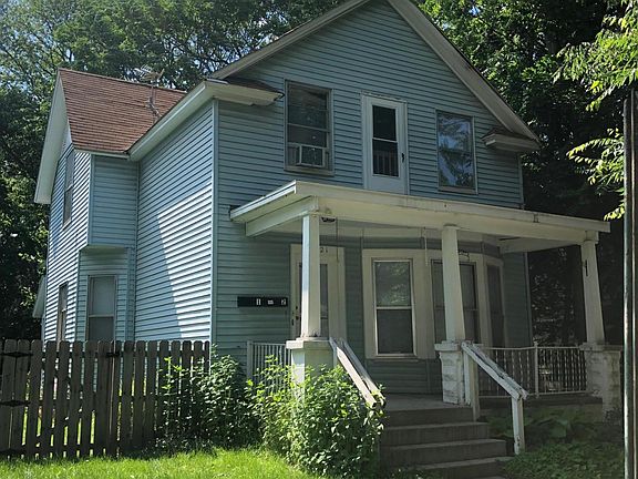 2nd image of 421 Harlan Ave NE #1