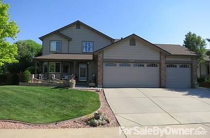Exterior Front View
						:
						New insulated garage doors and exterior paint. Garage is heated with 220 wiring