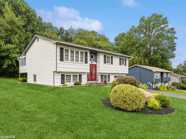 11 Sagamore Avenue, Suffern, NY 10901