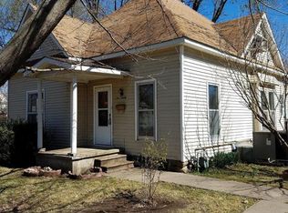 520 S Pennsylvania Ave, Columbus, KS 66725