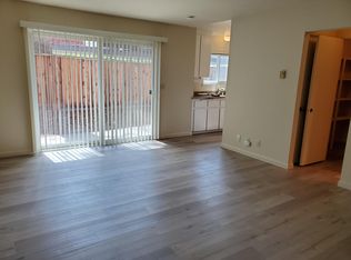 239 Easy St #5, Mountain View, CA 94043