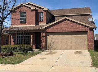 8905 Chisholm Trl, Aubrey, TX 76227