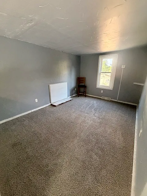 2 bed, 800 sqft, $995 — Photo 3