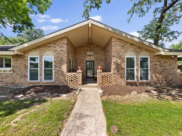 7808 Ileson Rd, Aubrey, TX 76227