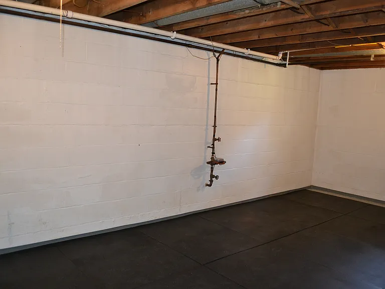 870 Pine Grove Ave — Photo 32